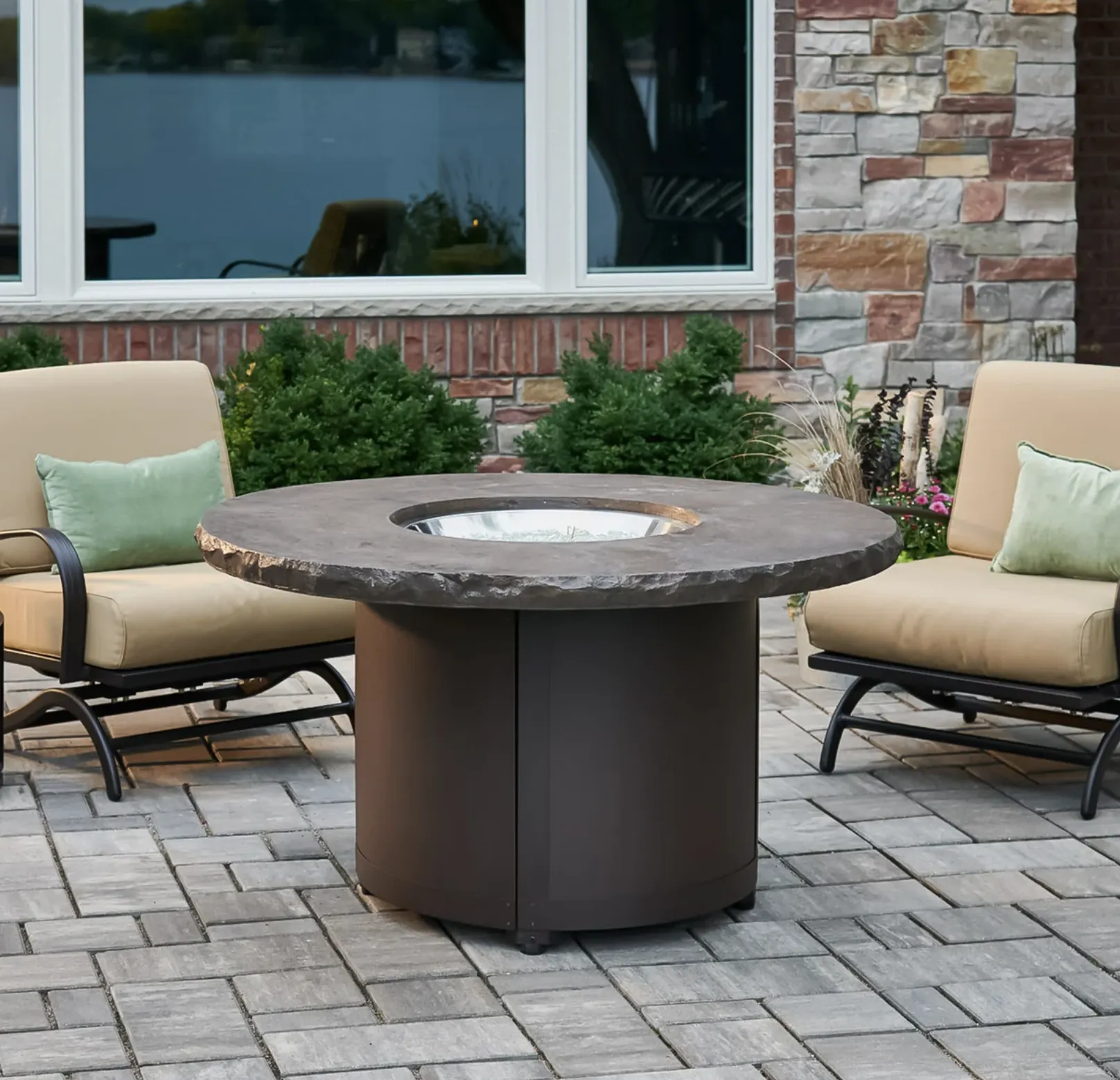 Beacon Round Gas Fire Pit Table - Image 4