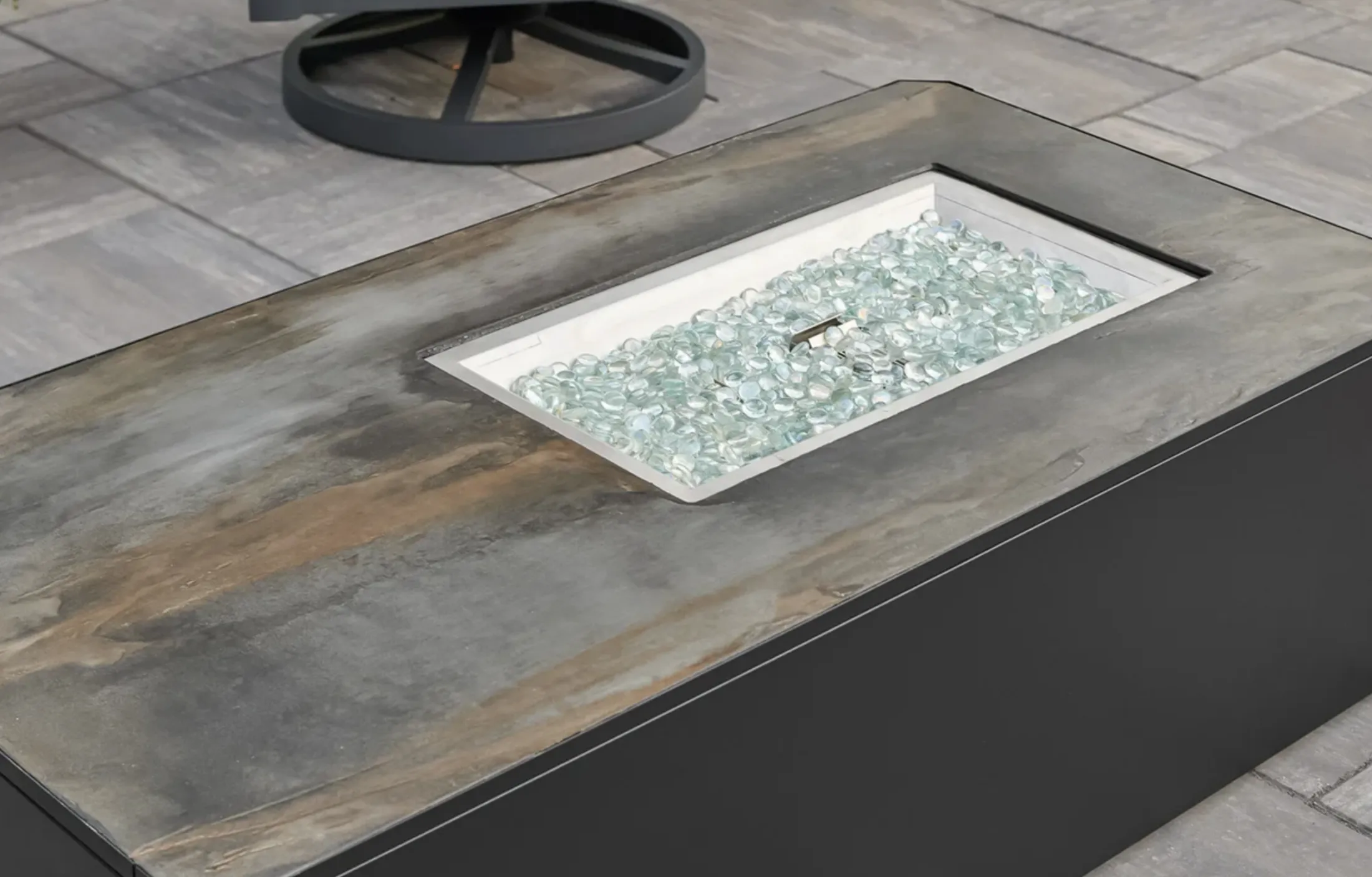 Kinney Rectangular Gas Fire Pit Table - Image 6